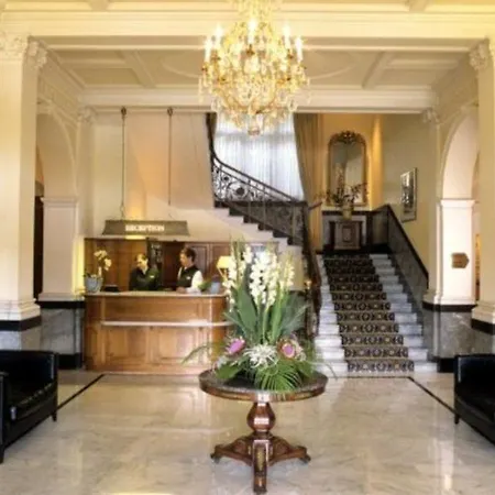 La Réserve Eden Au Hotel