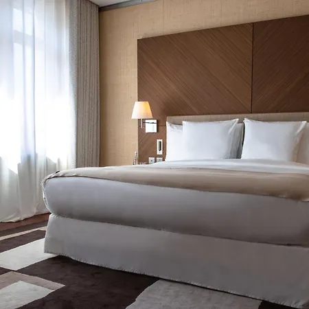 La Reserve Eden Au Hotel 5*