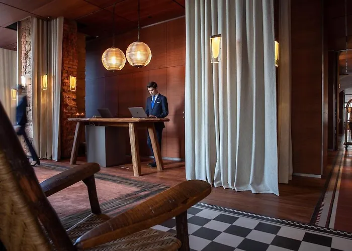 Hotell La Reserve Eden Au