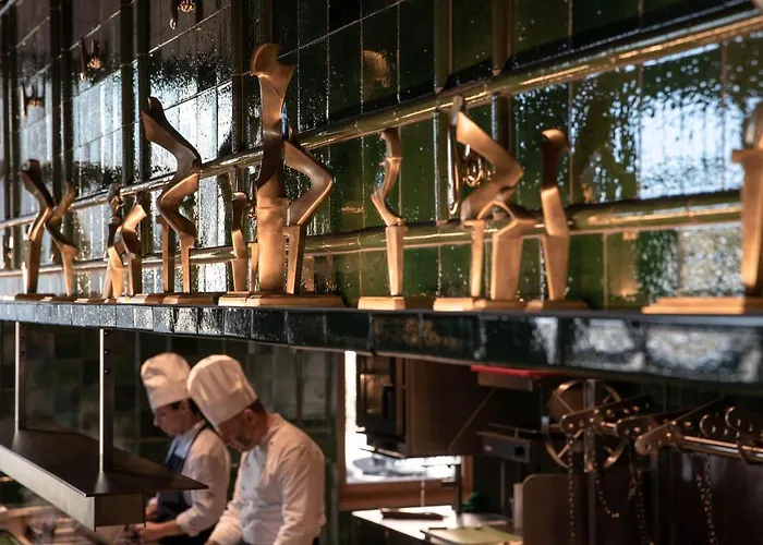 Hotel La Réserve Eden Au 5*